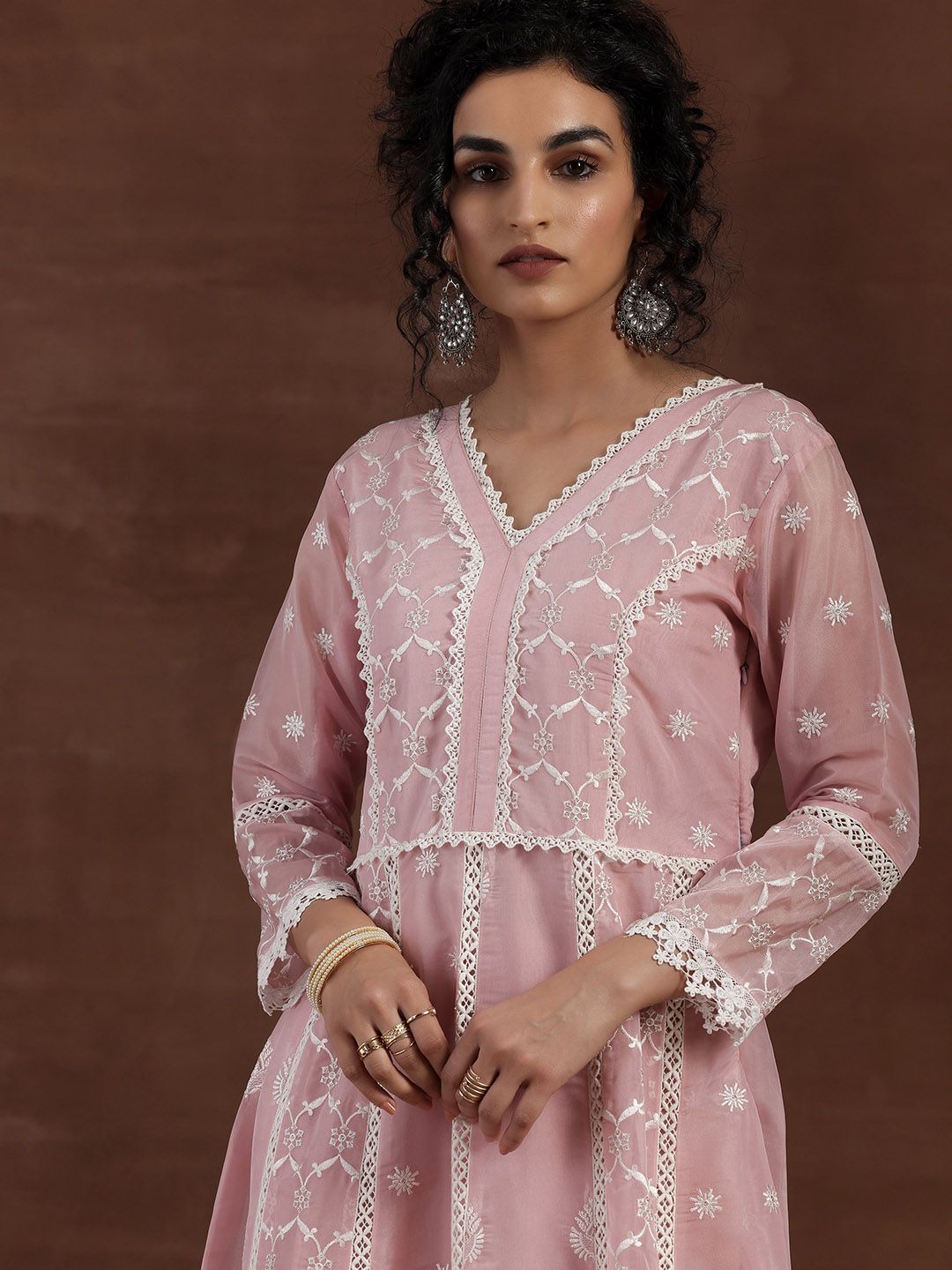 Libas Floral Embroidered V-Neck Three-Quarter Sleeves Thread Work Kurta Set