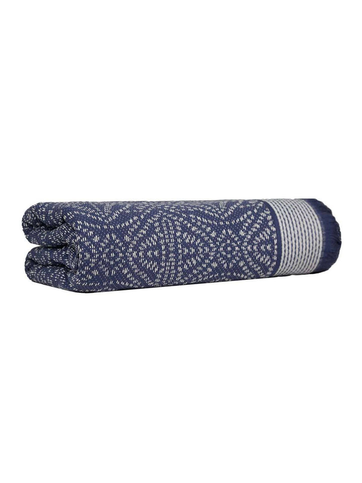 MYTRIDENT Blue & White Ethnic Motifs Printed Cotton 500 GSM Bath Towel