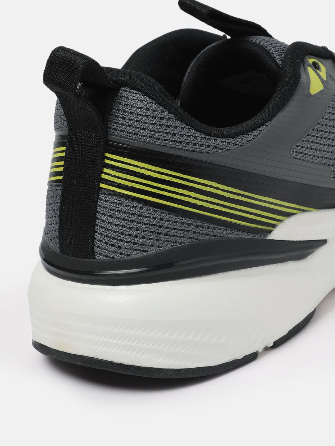 HRX by Hrithik Roshan Women Charge Run Sports Shoes