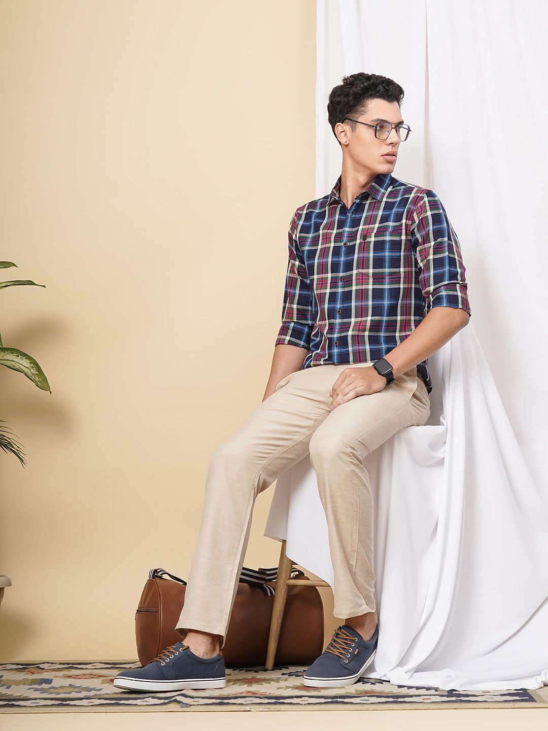 The Indian Garage Co Men Navy Blue & Grey Checked Pure Cotton Casual Shirt