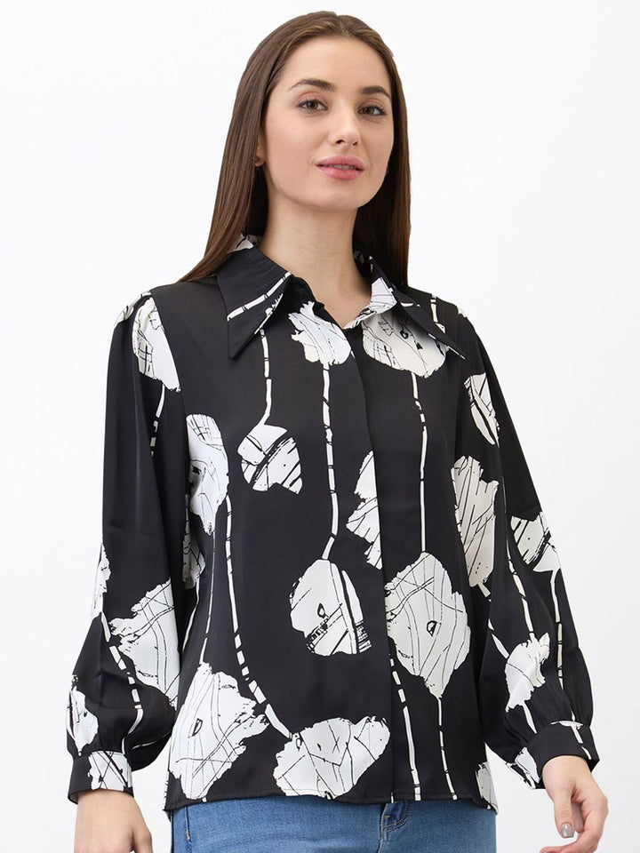 SPYKAR Women Regular Fit Spread Collar Floral Printed Casual Shirt