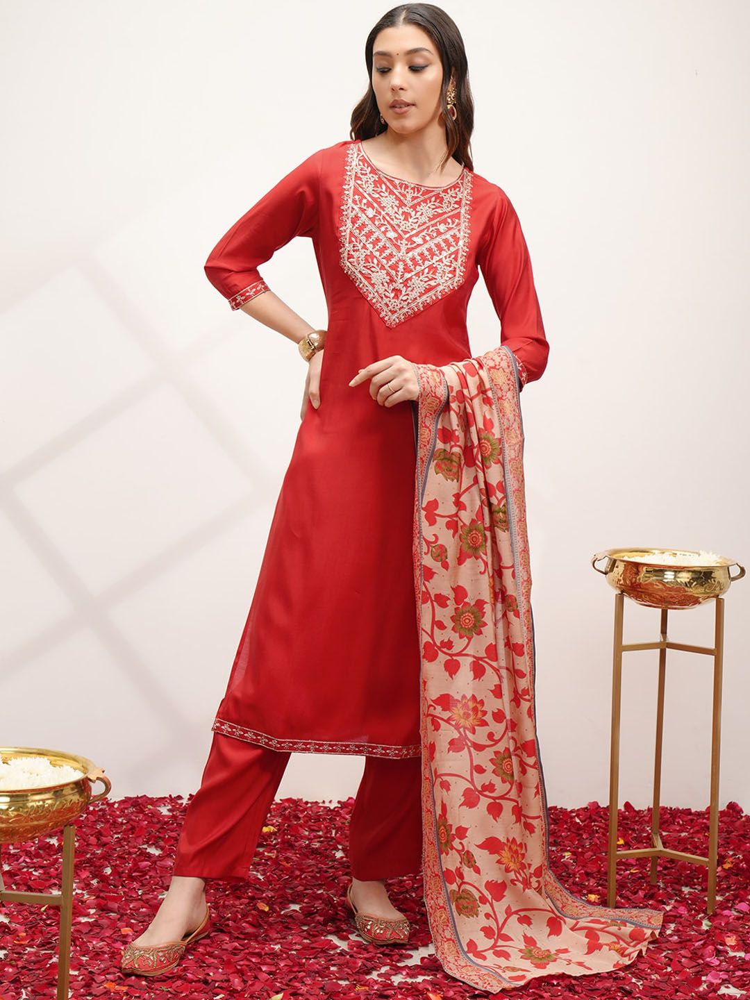 Vishudh Round Neck Floral Embroidered Regular Kurta with Trousers & With Dupatta