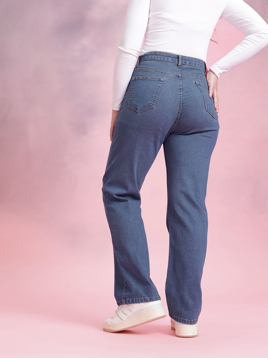 DressBerry Women Regular-Fit Stretchable Jeans