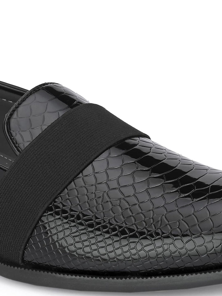 House of Pataudi Men Textured Formal Loafers