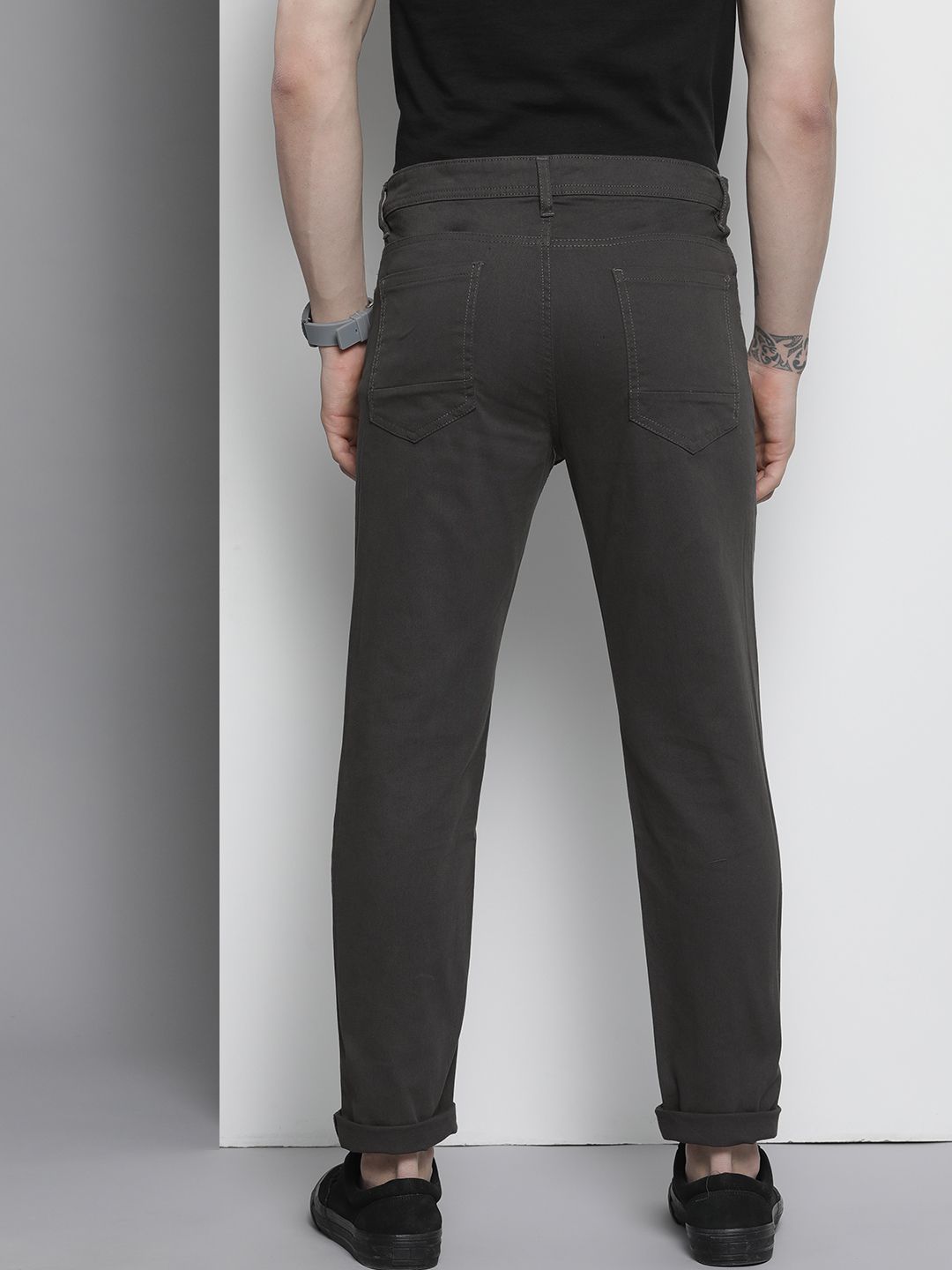 The Indian Garage Co Men Black Slim Fit Chinos