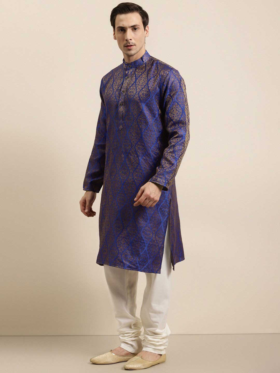 SOJANYA Motif Etnik Rekaan Tenunan Jacquard Silk Kurta Biasa Dengan Churidar