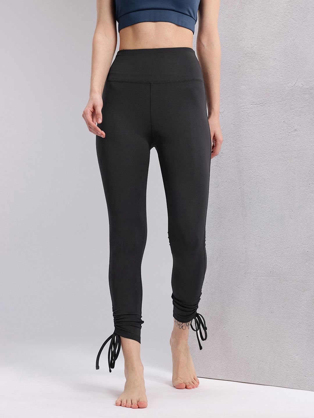 HRX by Hrithik Roshan Women Ruched Tie-ups Yoga Tights