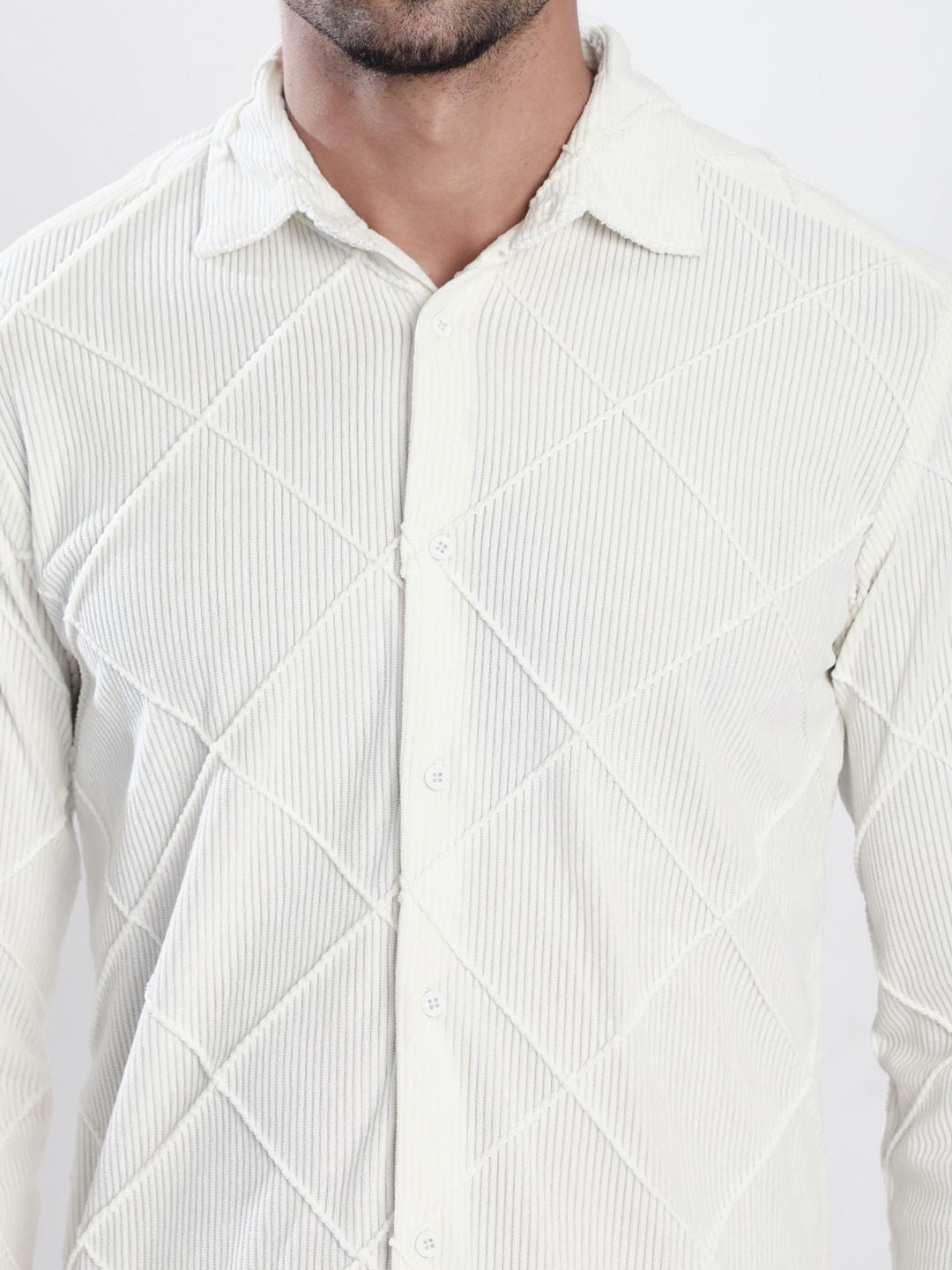 Bene Kleed Men Slim Fit Textured Spread Collar Casual Shirt