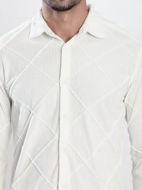 Bene Kleed Men Slim Fit Textured Spread Collar Casual Shirt