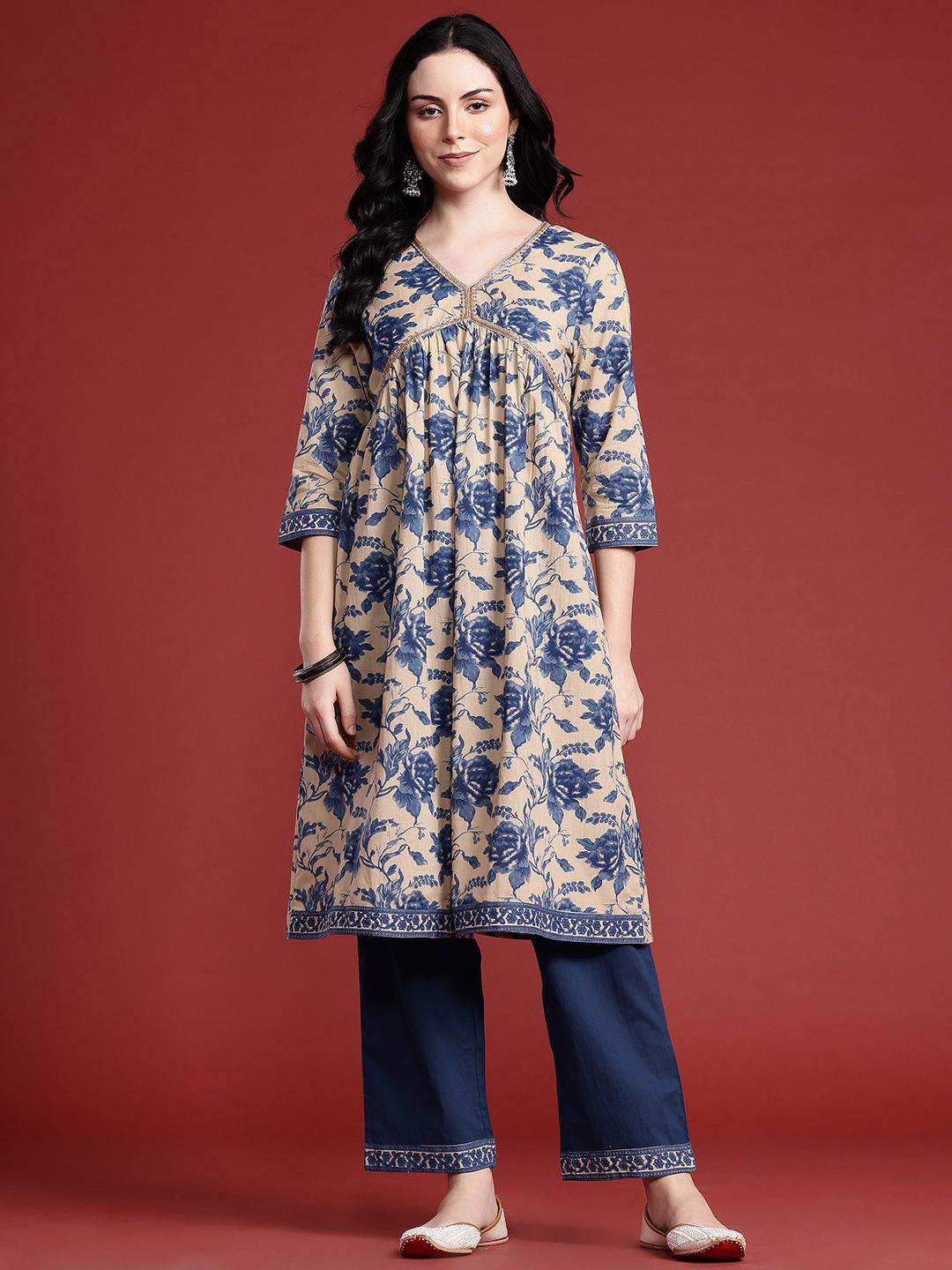 Anouk Women Gotta Patti Floral Printed Pleated Kurta with Trousers