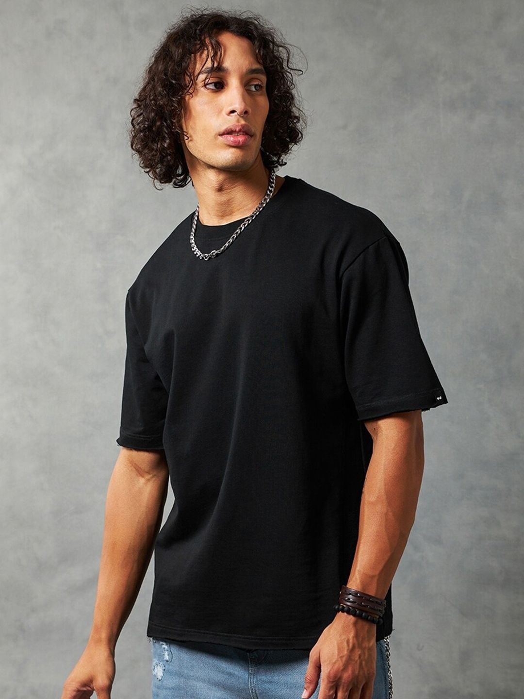 Bewakoof Drop-Shoulder Sleeves Oversized Cotton T-shirt