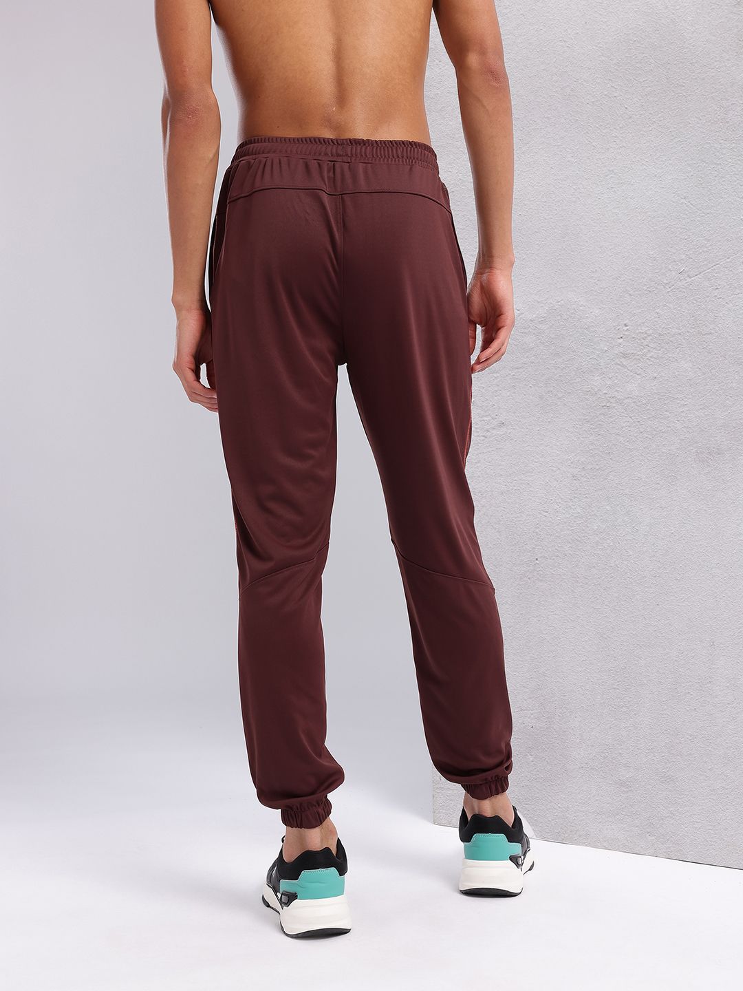 HRX by Hrithik Roshan Men Mid-Rise Rapid-Dry Training Joggers