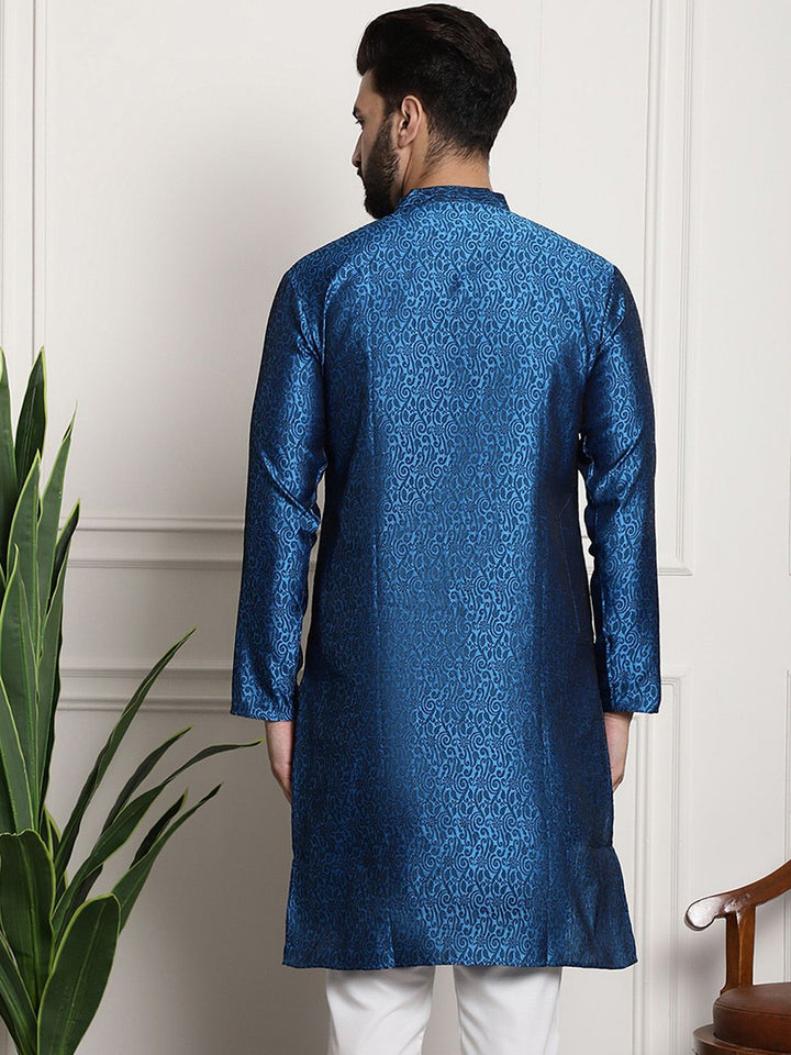 SOJANYA Ethnic Motifs Woven Design Mandarin Collar Straight Kurta