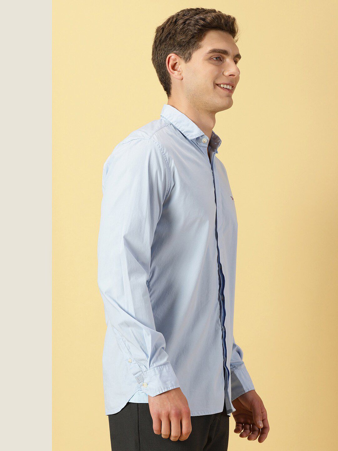 Thomas Scott Contour Fit Casual Shirt
