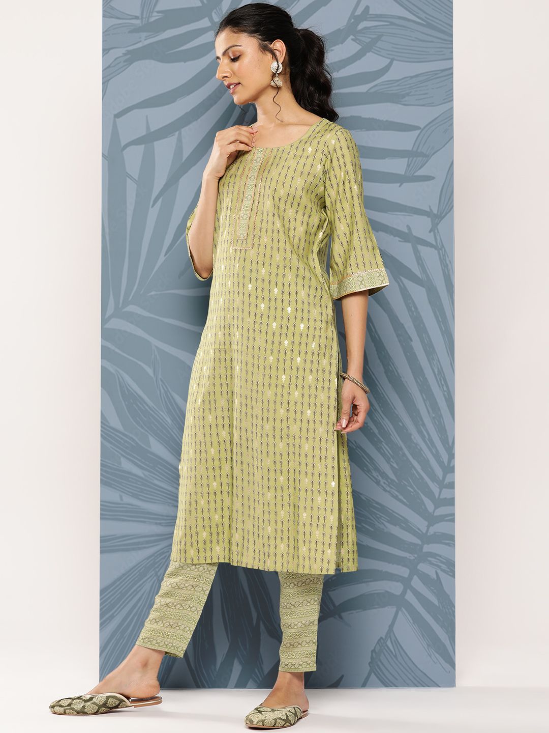 Libas Floral Printed Regular Kurta With Trousers
