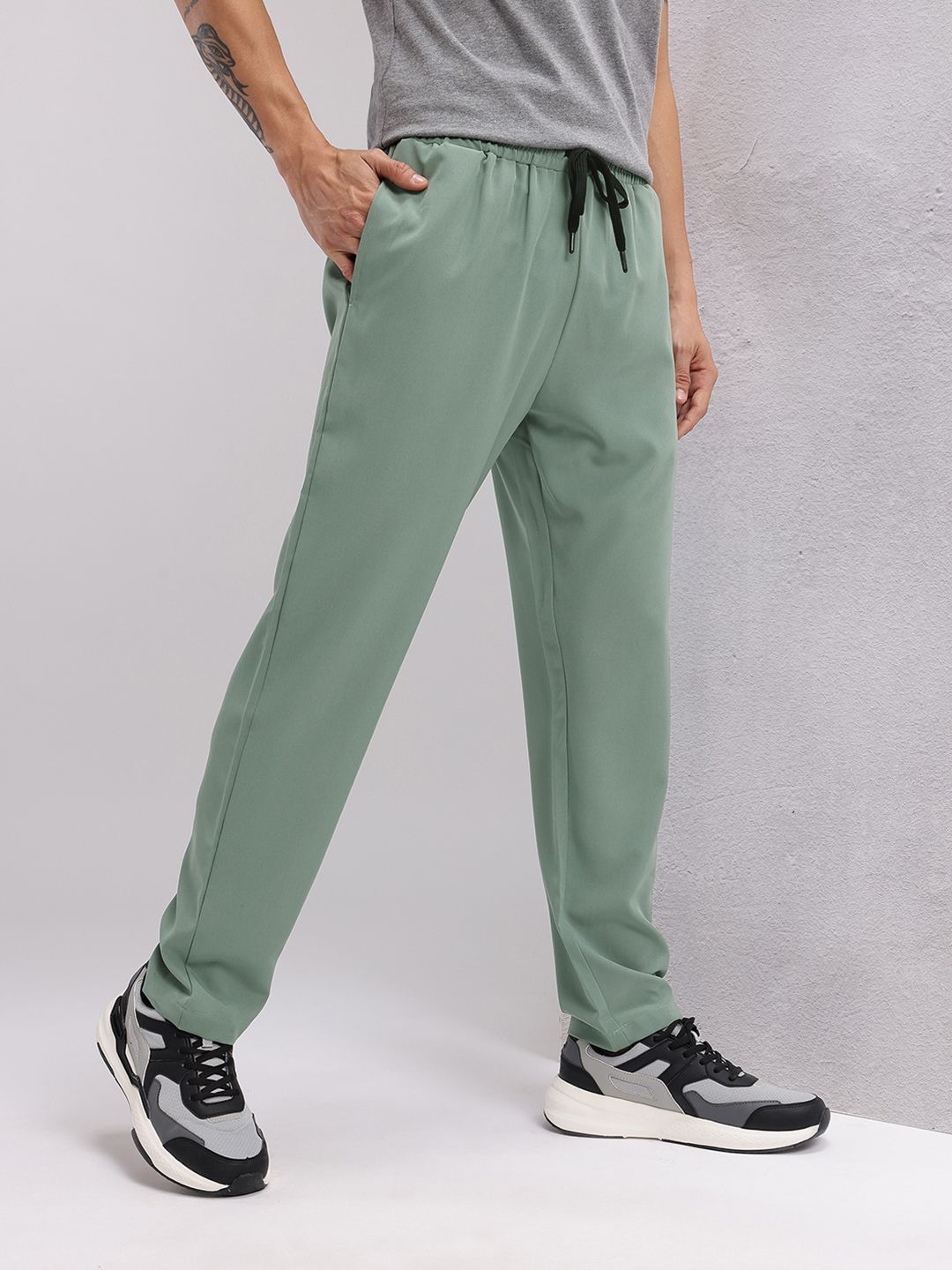 HRX by Hrithik Roshan Men Relaxed Fit Lifestyle Track Pants