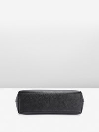 DressBerry Structured Shoulder Bag with Pouch