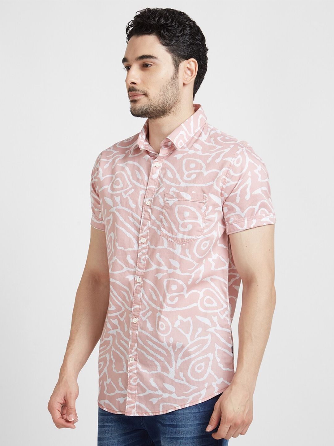 SPYKAR Classic Abstract Printed Spread Collar Opaque Cotton Casual Shirt