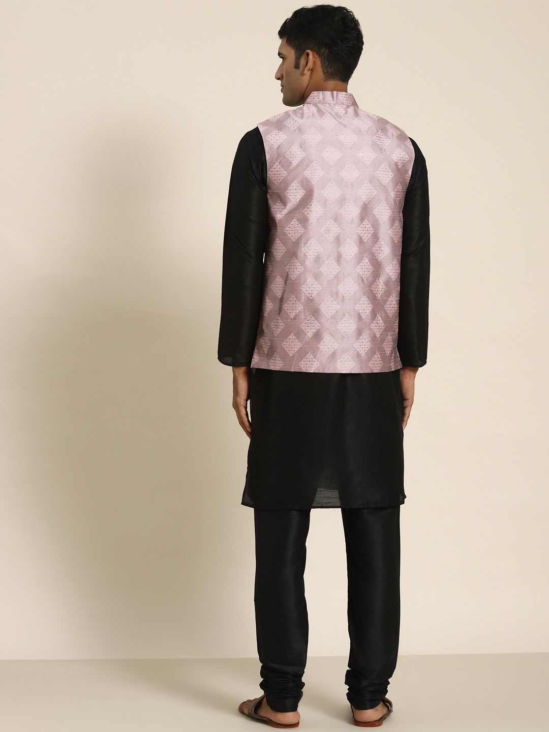 SOJANYA Men Black Kurta with Churidar with Nehru Jacket