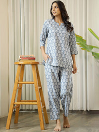 SANSKRUTIHOMES Women Printed Night suit