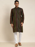 SOJANYA Men Green & Black Floral Thread Work Kurta