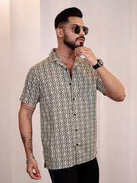 Baju Kasual Kapas Kolar Cuba Eszett Bercetak Abstrak