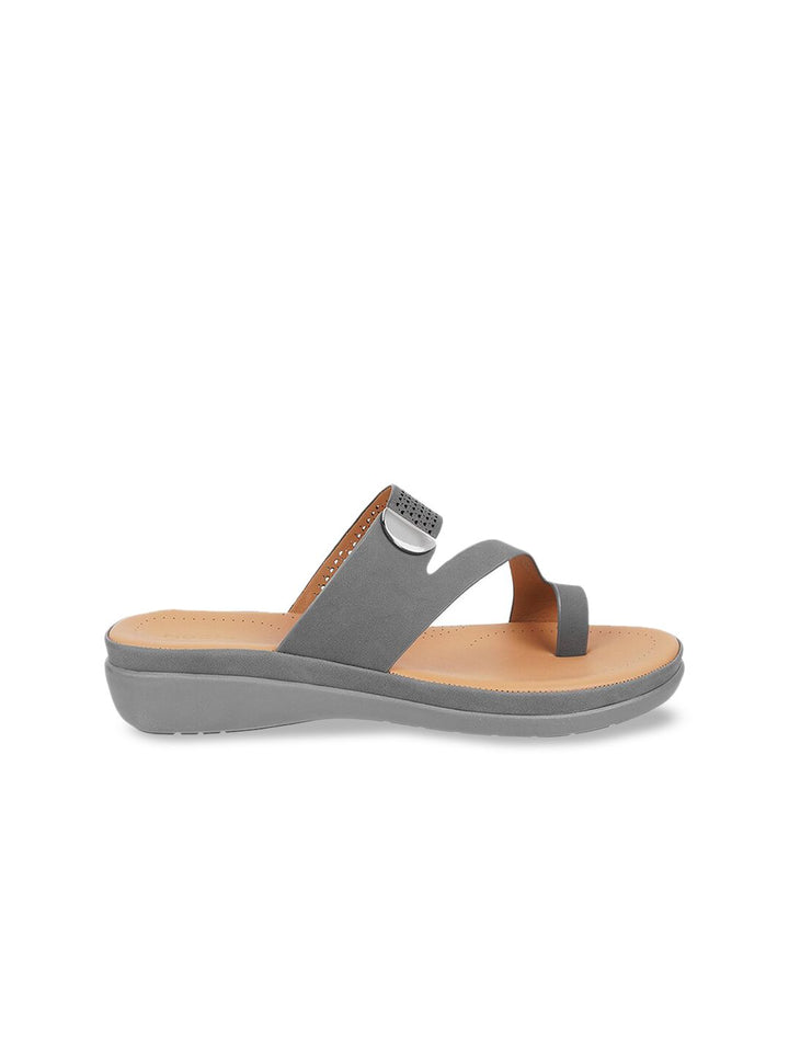 Mochi Textured One Toe Flats