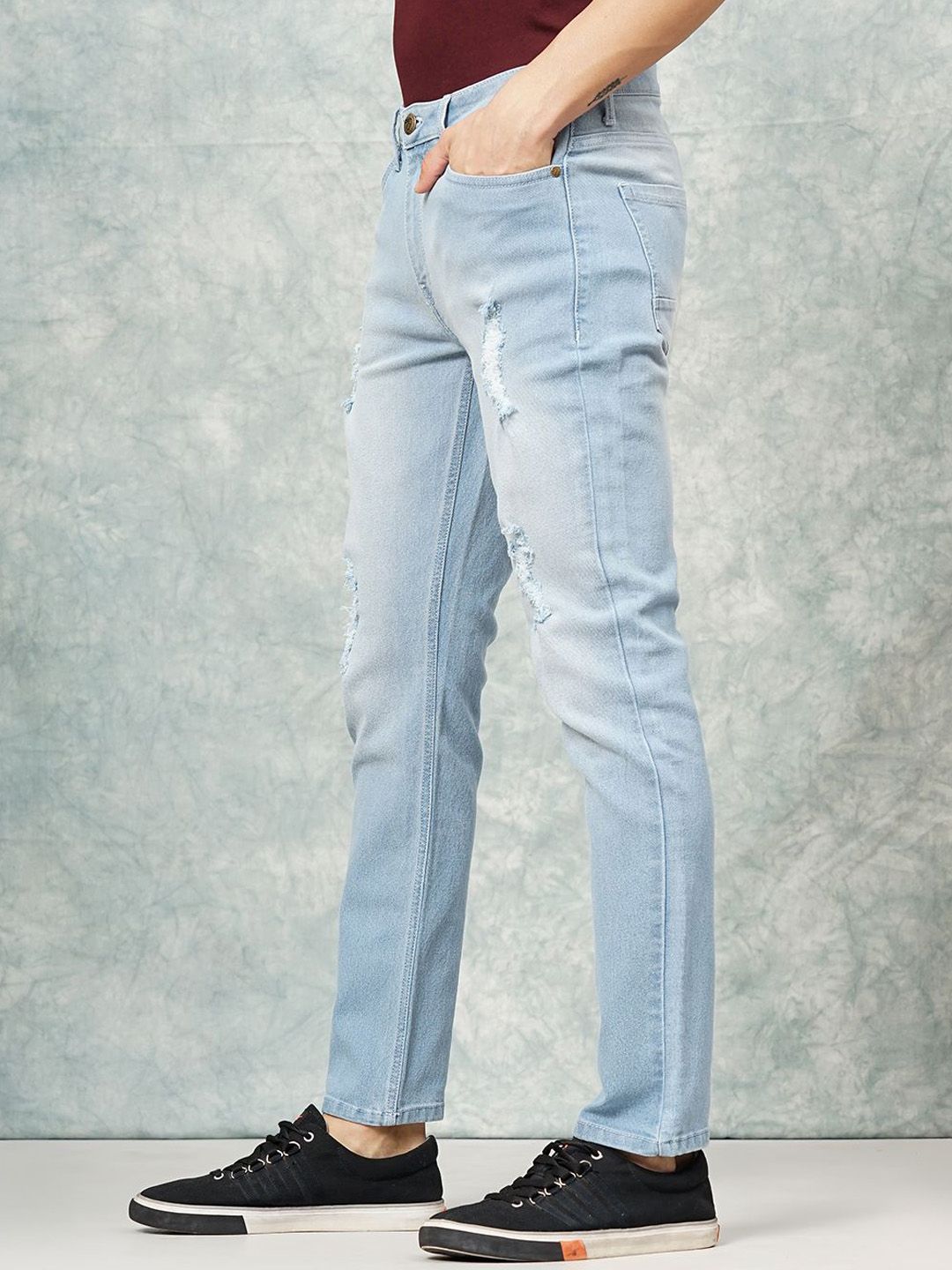 The Indian Garage Co Men Slim Fit Mildly Distressed Jeans