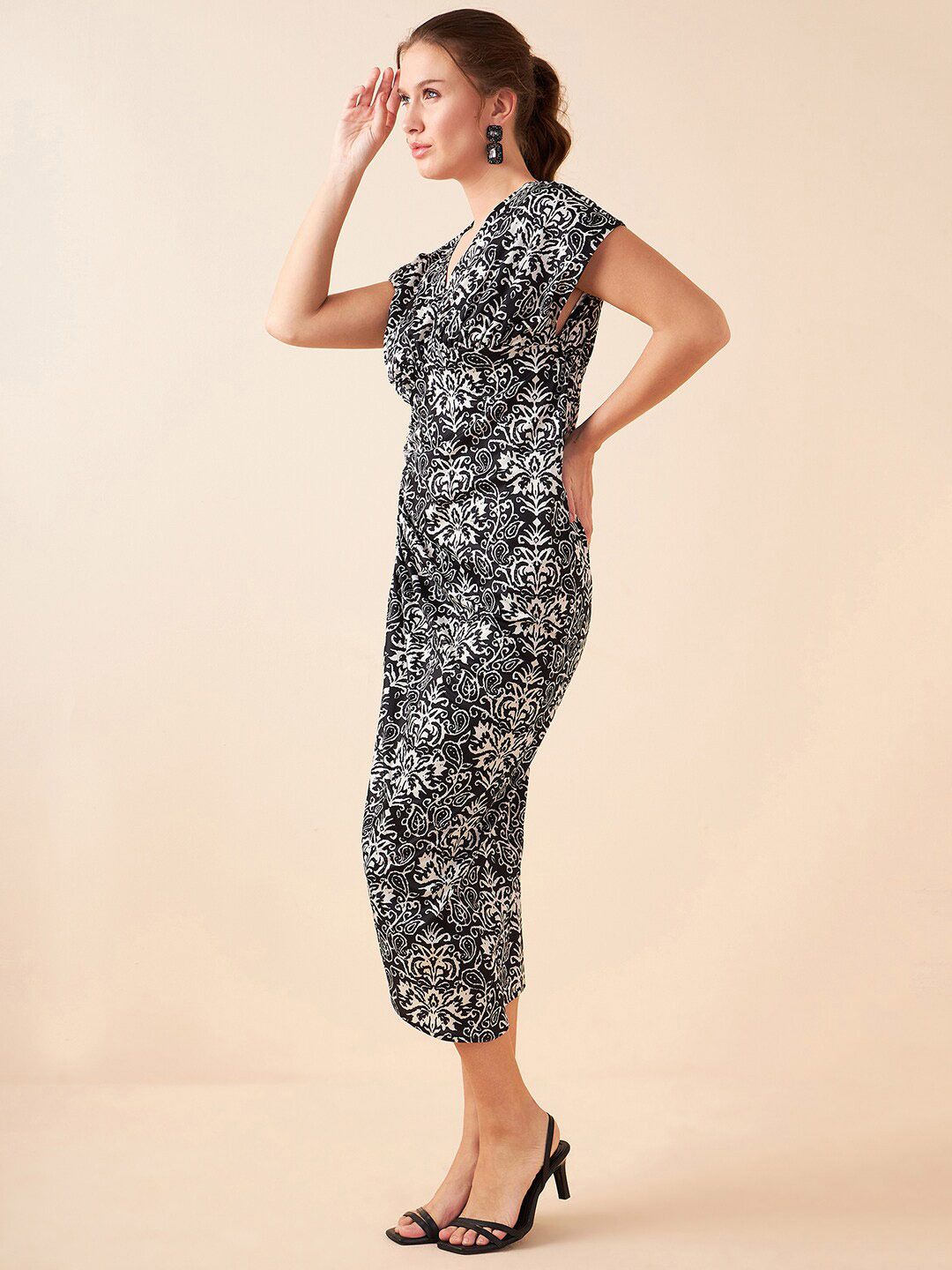 Antheaa Black Ethnic Motifs Printed V-Neck Sheath Midi Dress