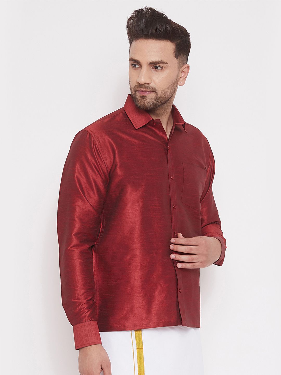 VASTRAMAY Men Maroon Standard Regular Fit Solid Casual Shirt