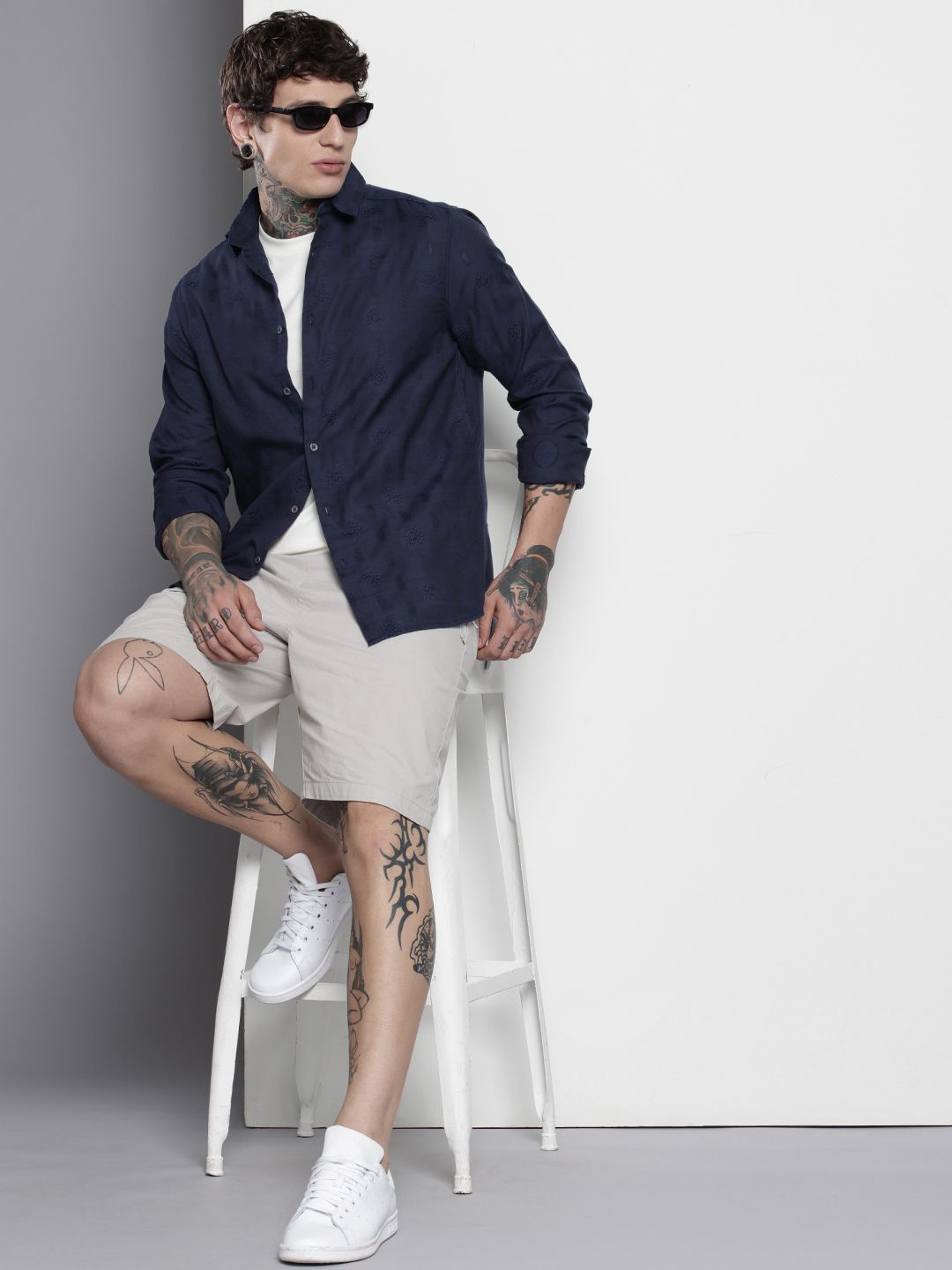 The Indian Garage Co Men Regular Fit Textured Butta Dobby Shirt