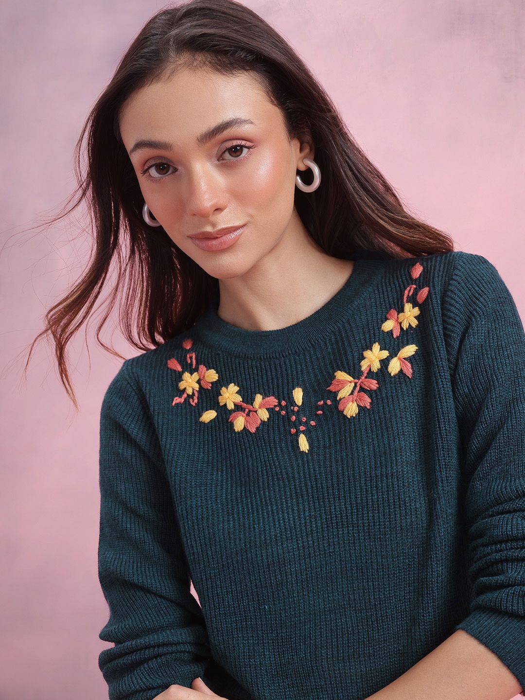 DressBerry Floral Embroidered Pullover