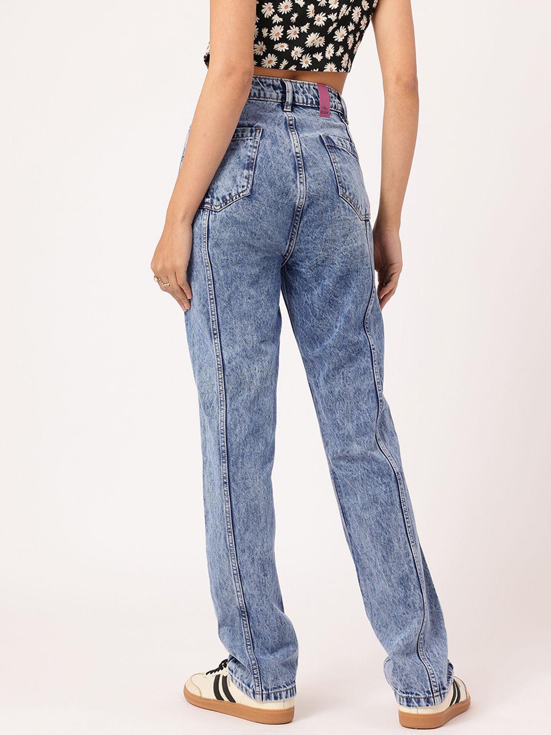 DressBerry Women Effortless Edge Straight Fit Jeans