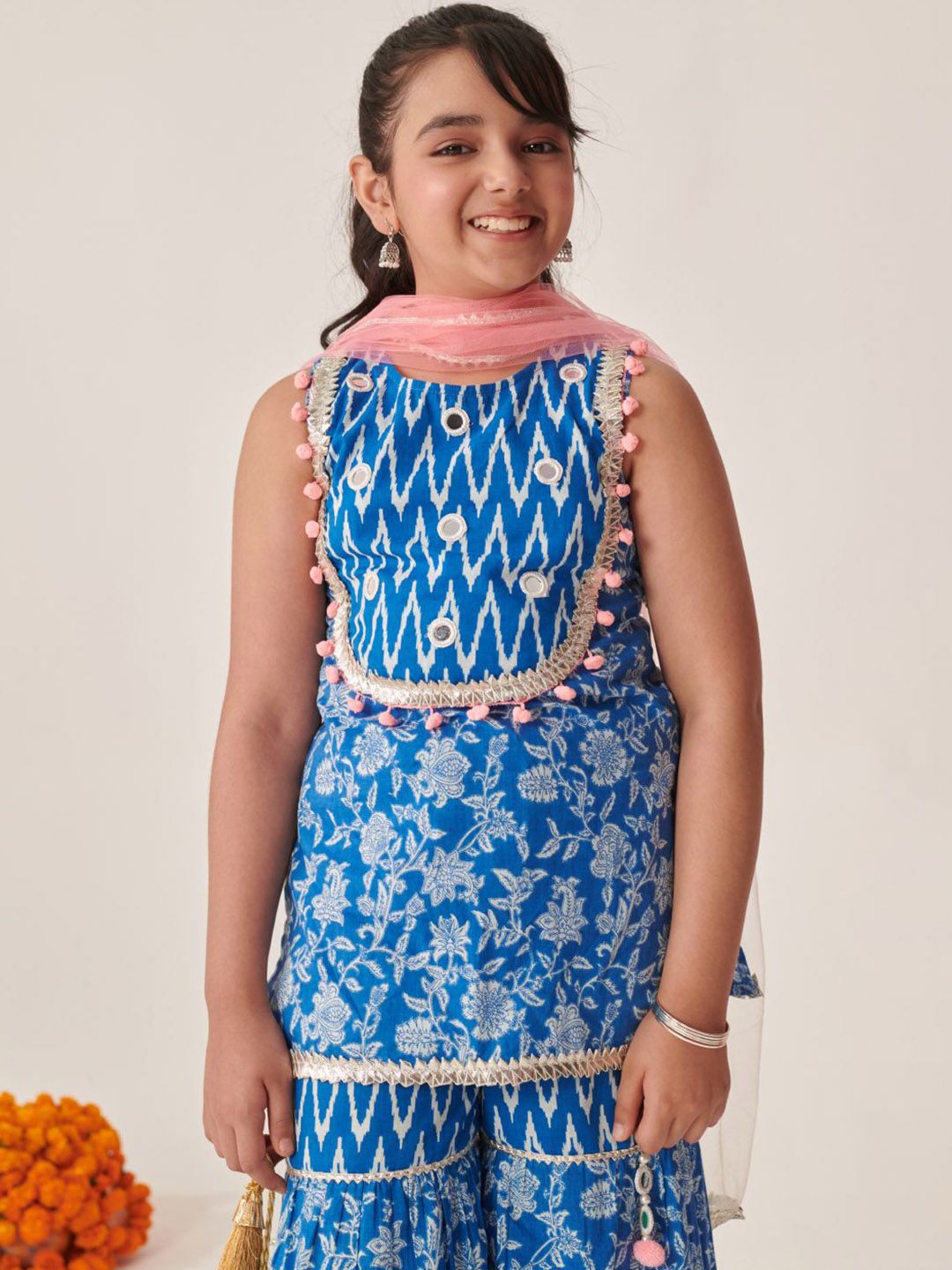 pspeaches Girls Ethnic Motifs Printed Gotta Patti Kurta Sets With Dupatta