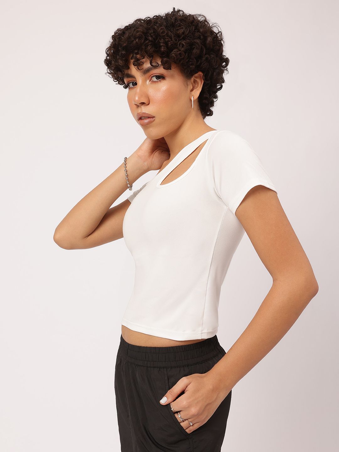 DressBerry Slanted Style Cut-Out Chic Crop Top