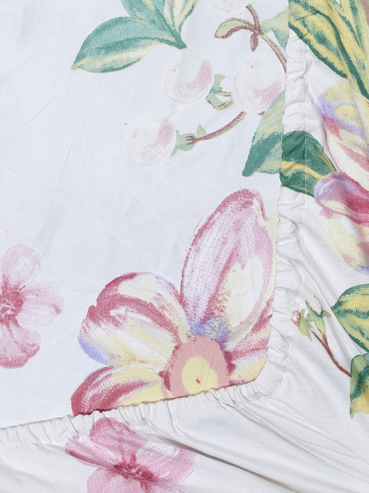 KLOTTHE White Floral Print 300 TC Fitted Super King Double Bedsheet with 2 Pillow Covers