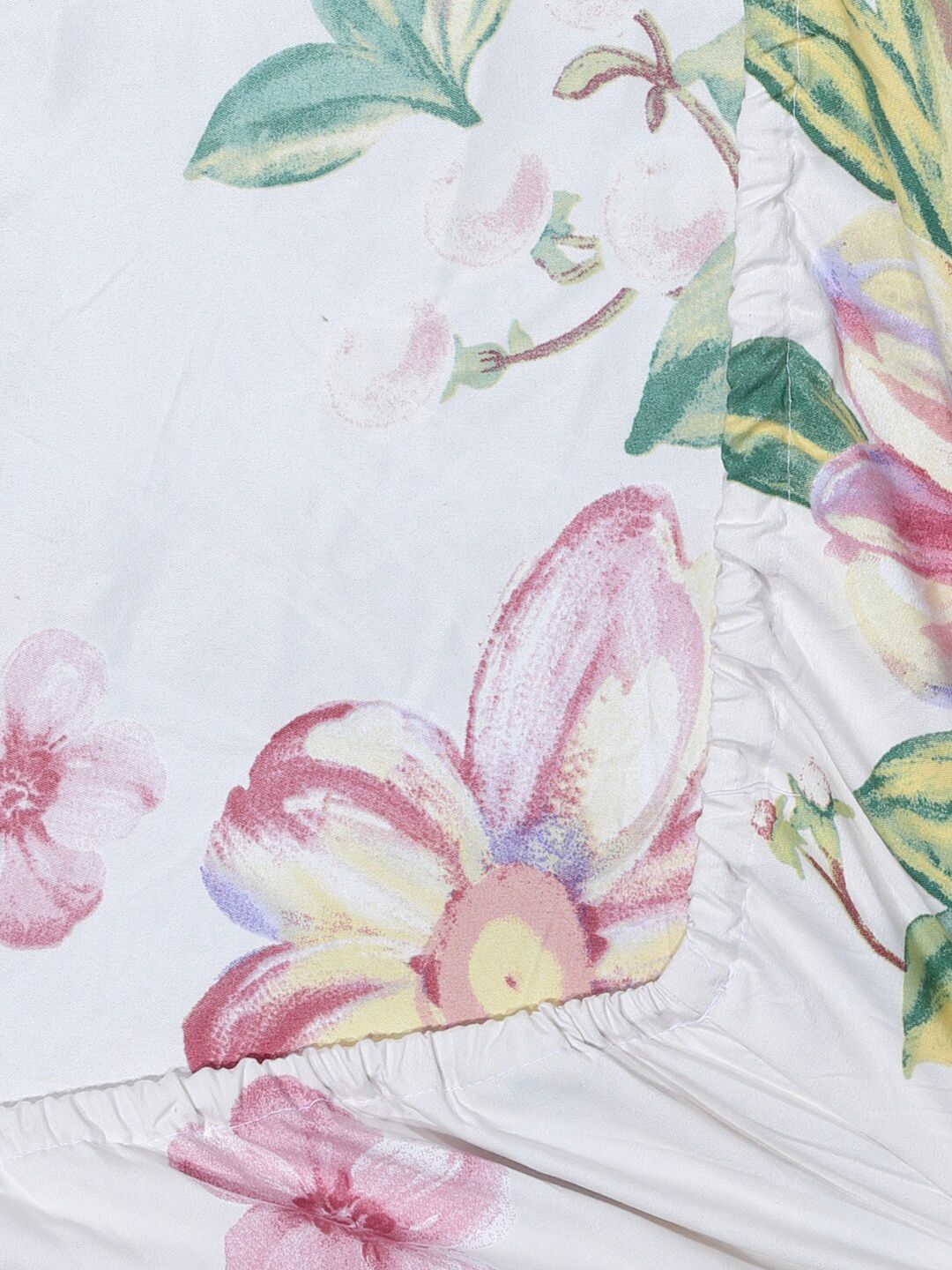 KLOTTHE White Floral Print 300 TC Fitted Super King Double Bedsheet with 2 Pillow Covers