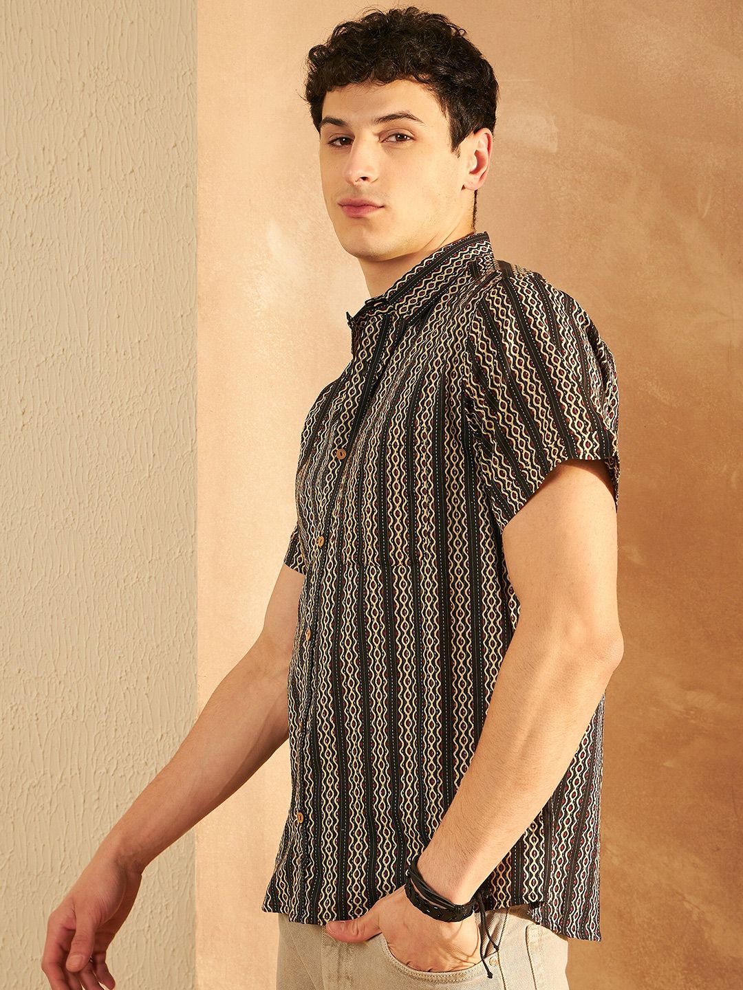 DENNISON Smart Printed Spread Collar Short Sleeves Cotton Lightweight Shirt