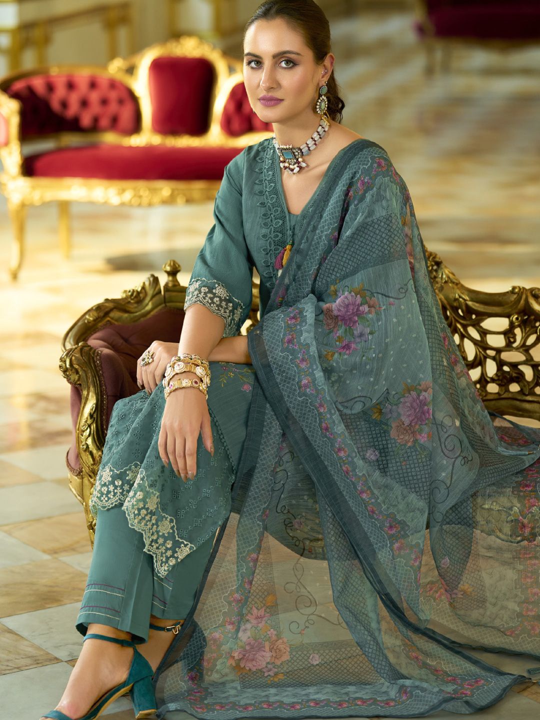 Varanga Floral Embroidered V-Neck Thread Work Pure Cotton Kurta With Trousers And Dupatta