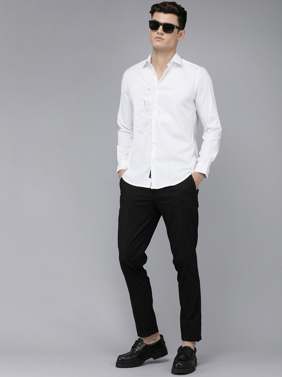 THE BEAR HOUSE Men Slim Fit Printed Pure Cotton Casual Shirt