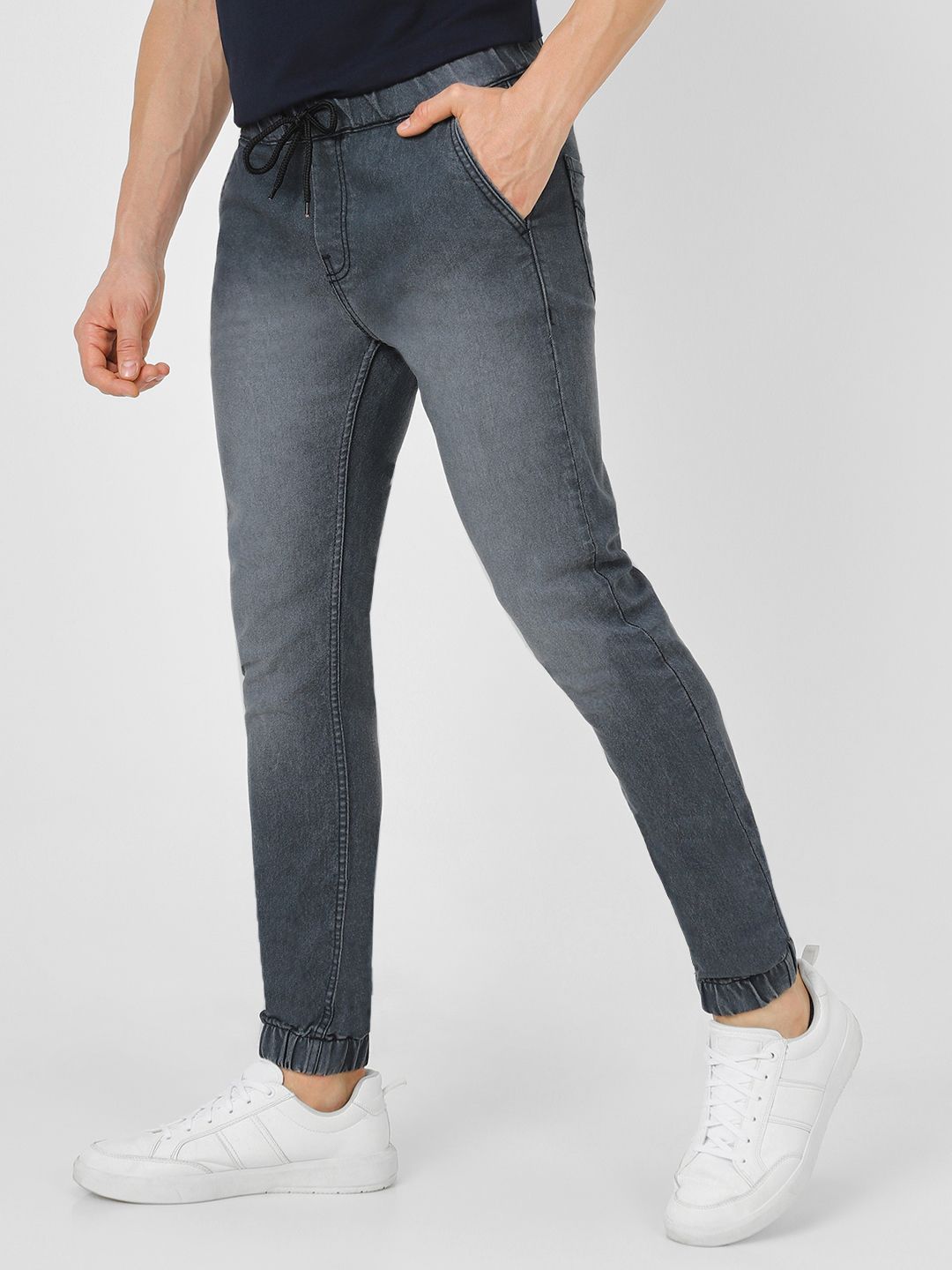 Urbano Fashion Men Grey Slim Fit Mid-Rise Clean Look Stretchable Jogger Jeans
