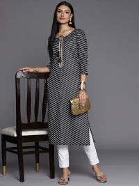 Varanga Women Black & White Striped Kurta
