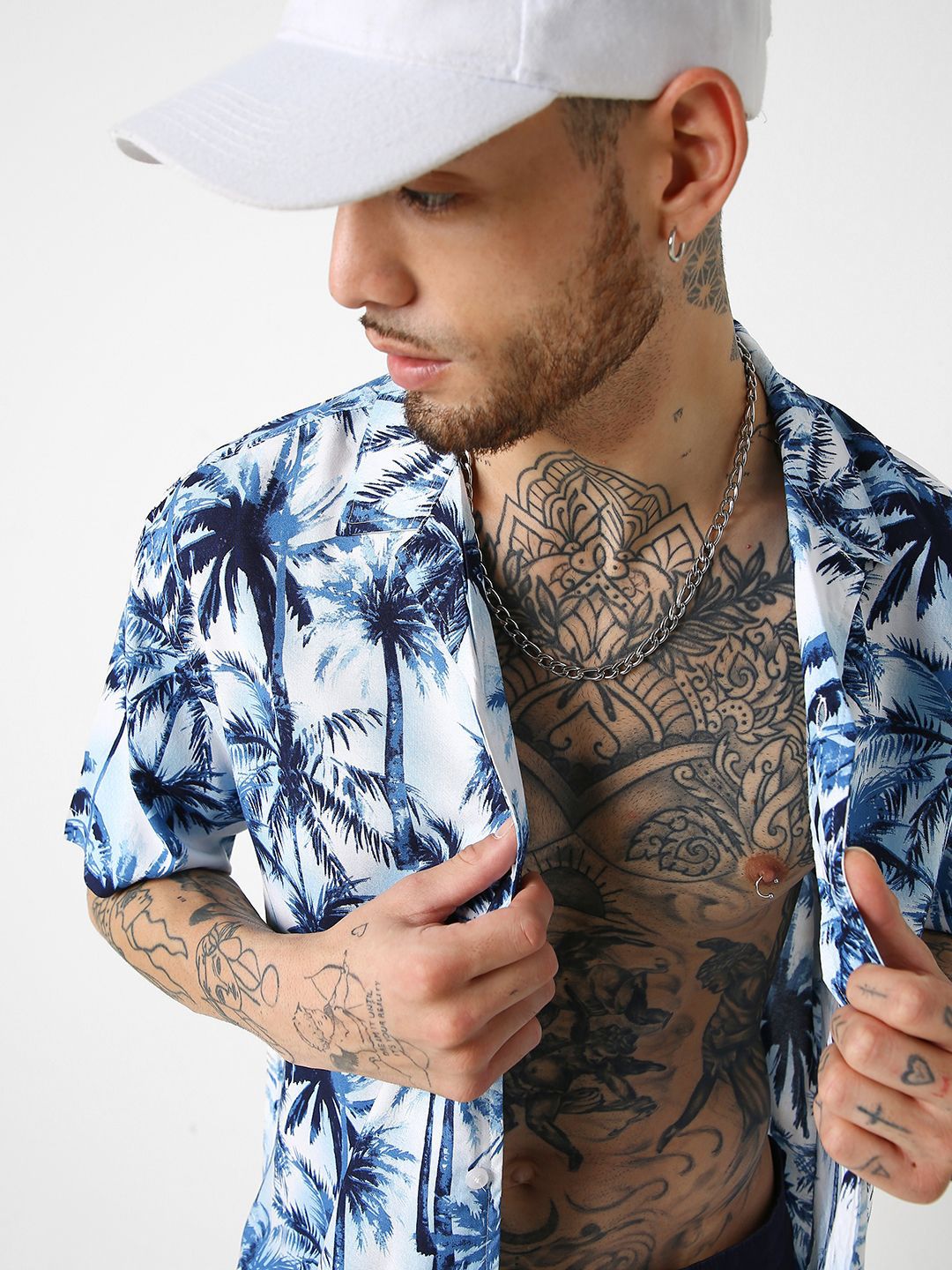 VASTRADO Men Hawaiian Printed Resort Collar Oversized Shirt