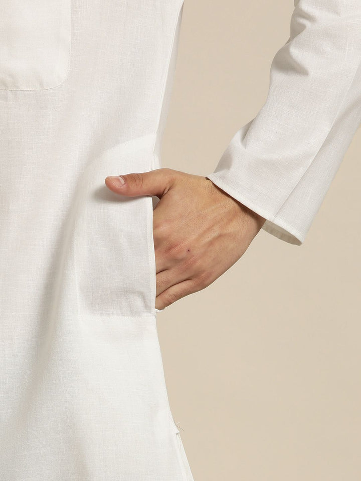 SOJANYA Men White Dobby Straight Kurta