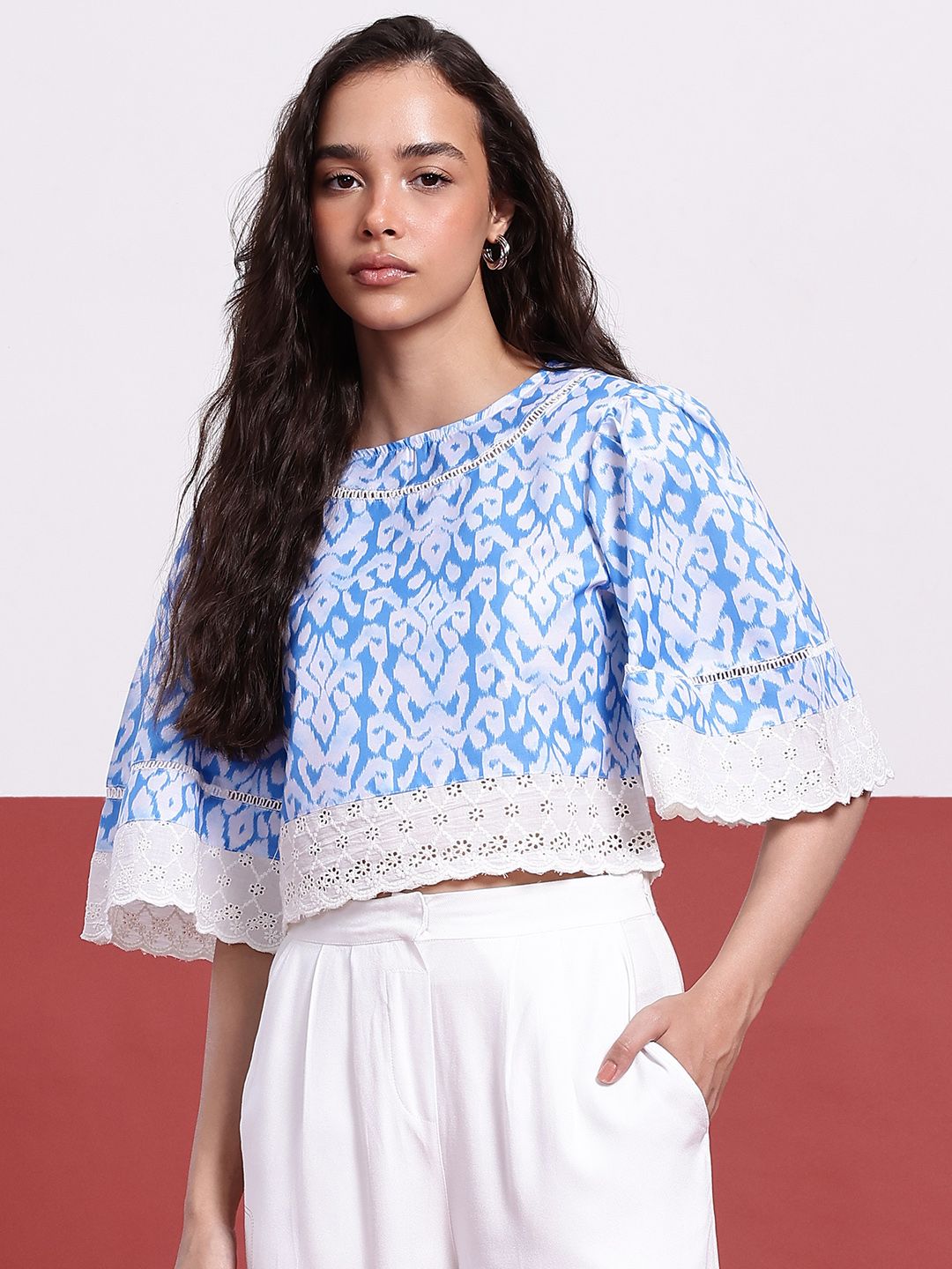 DressBerry Artful Attitude Printed Schiffli Crop Top