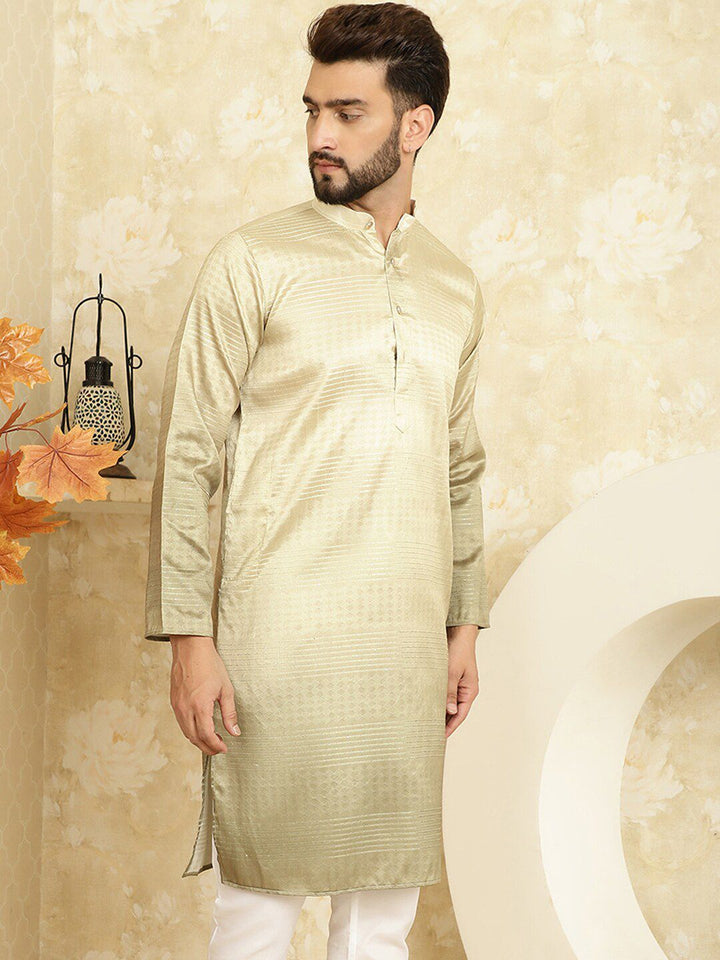 SOJANYA Geometric Embroiderd Sequinned Cotton Silk Jacquard Straight Kurta