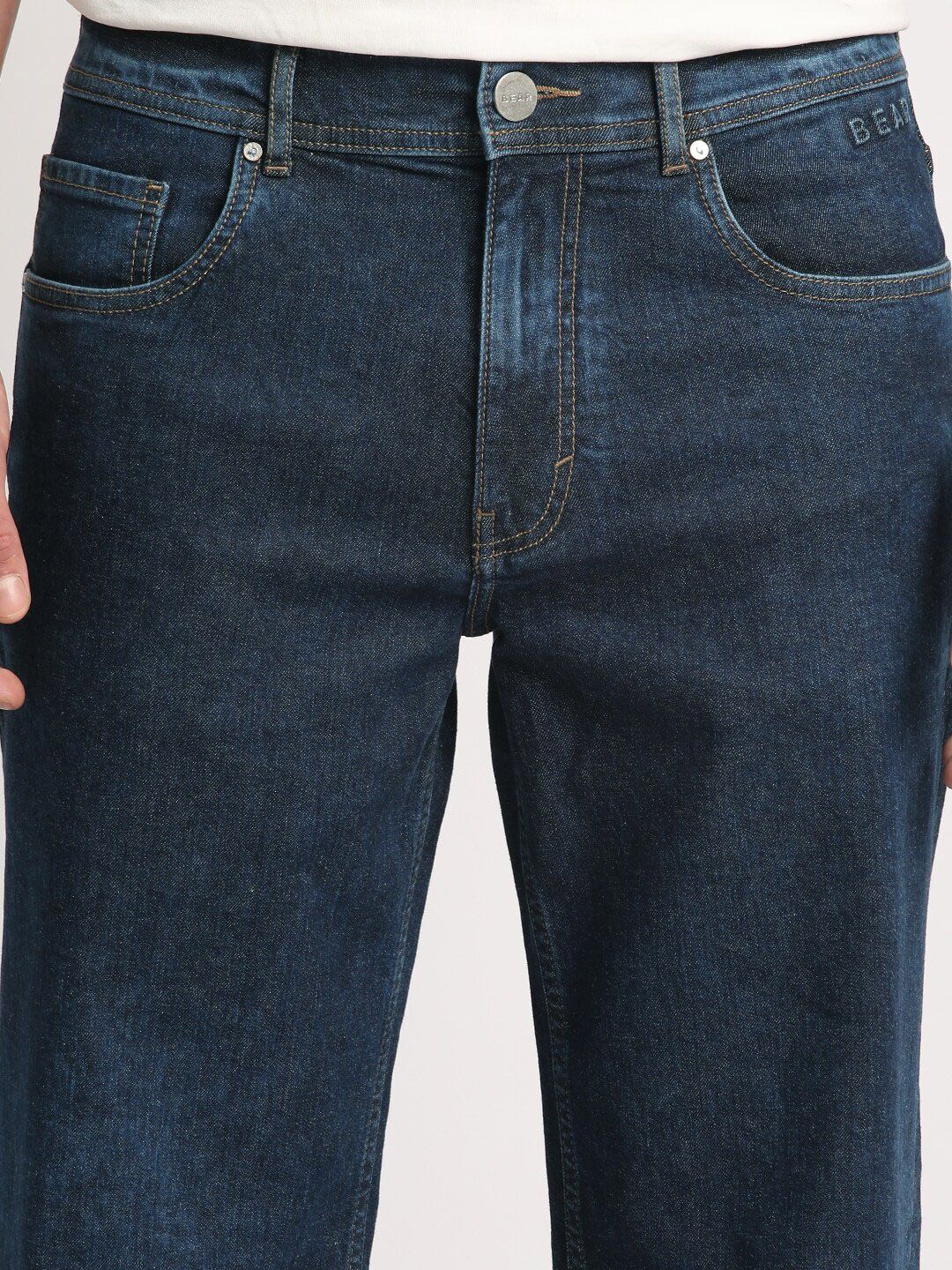 THE BEAR HOUSE Men Straight Fit Clean Look Light Fade Stretchable Jeans