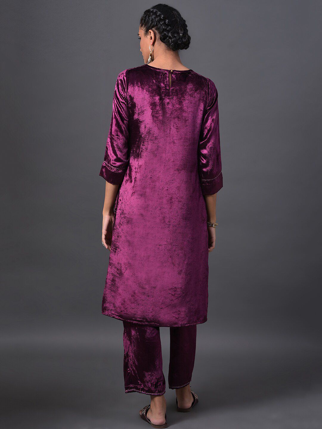 W Women Embroidered Velvet Kurta with Palazzos