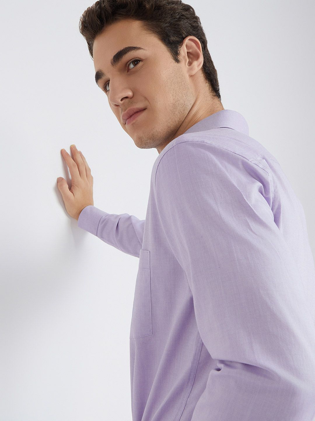 Park Avenue Self Design Pure Cotton Slim Fit Opaque Formal Shirt