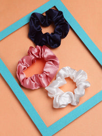 Set DressBerry Wanita 3 Scrunchies Ekor Kuda Satin